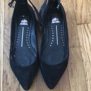 PRE-LOVED Dolce Vita Black Flats with Ankle Strap